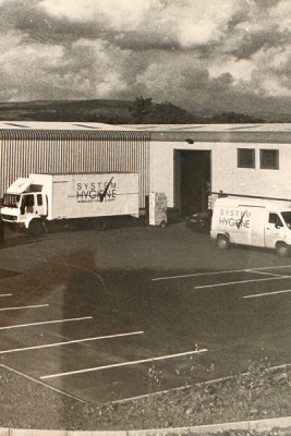 1990
